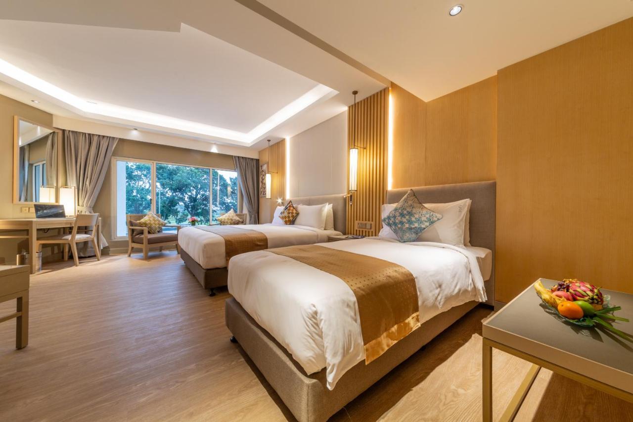 Glenmarie Hotel And Golf Resort Shah Alam Exterior photo