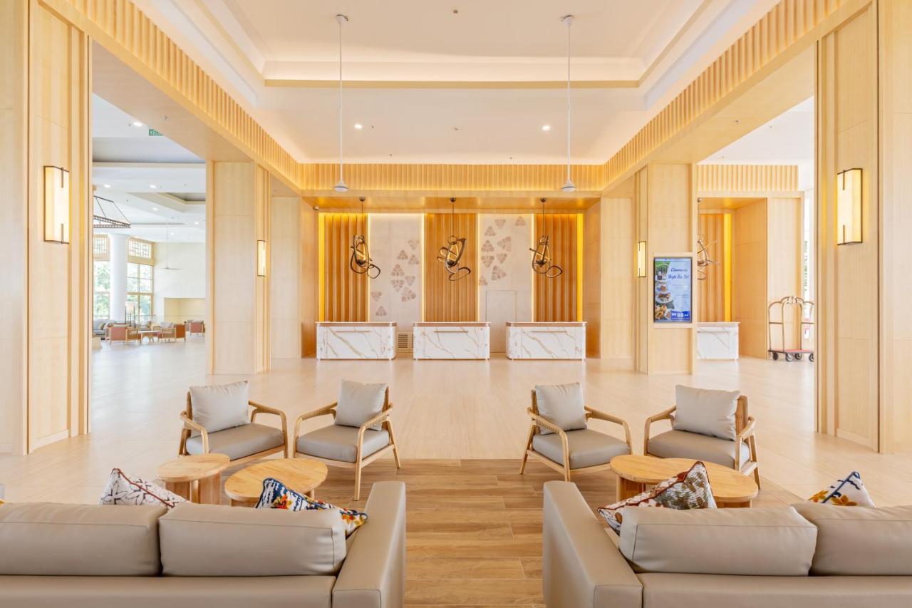 Glenmarie Hotel And Golf Resort Shah Alam Exterior photo Lobby