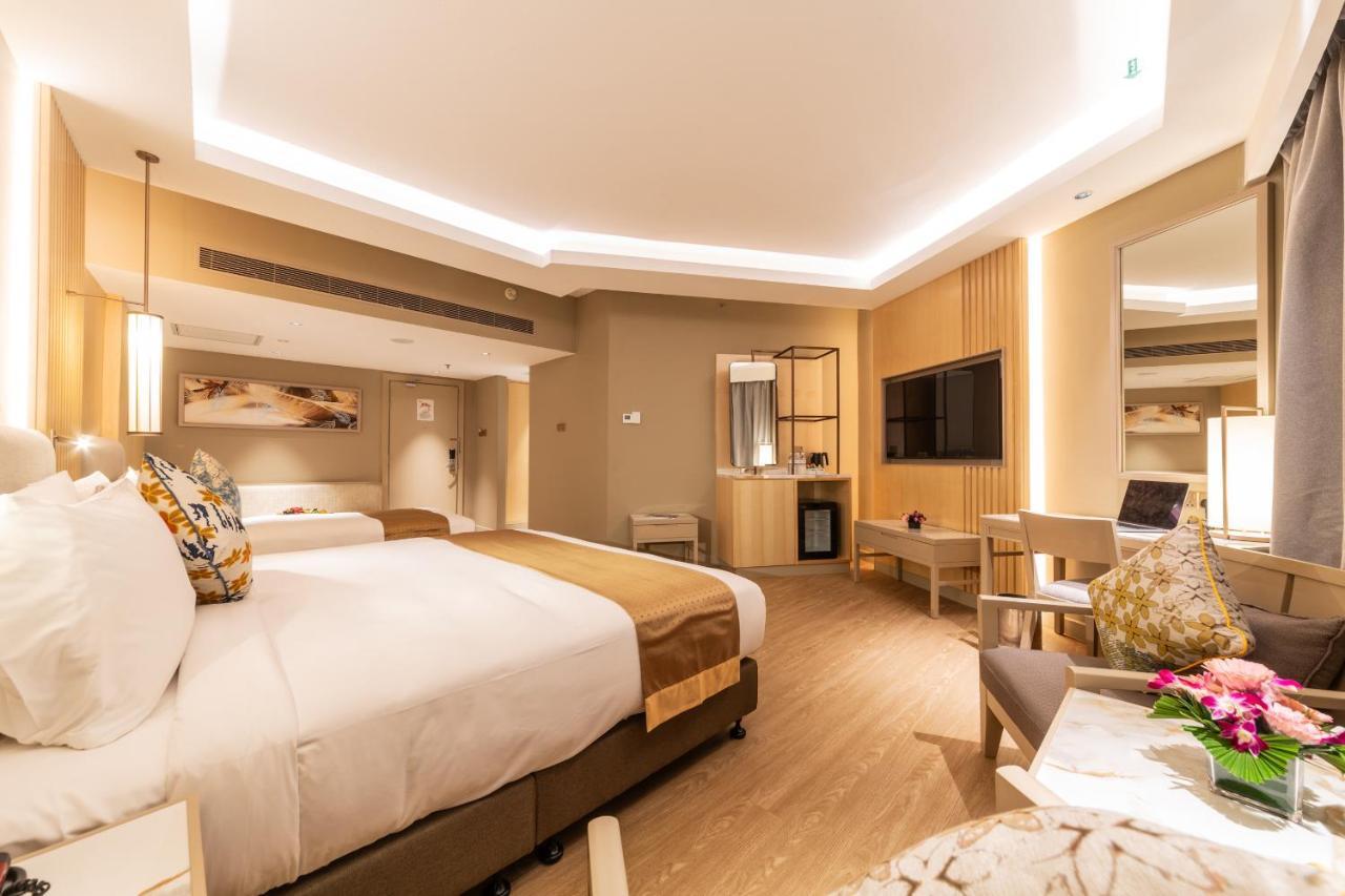 Glenmarie Hotel And Golf Resort Shah Alam Exterior photo Deluxe Room